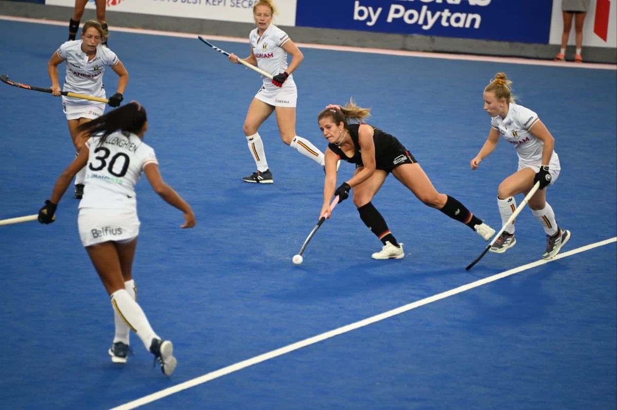 Las belgas levantaron un 1-3, empataron y luego ganaron en los penales australianos