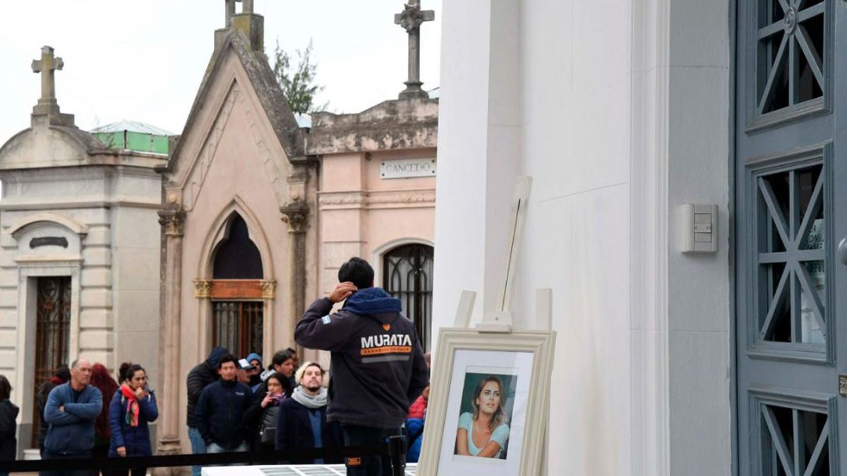 Silvina Luna falleció el 31 de agosto pasado tras casi 90 días de internación en el Hospital Italiano Silvina Luna falleció el 31 de agosto pasado tras casi 90 días de internación en el Hospital Italiano