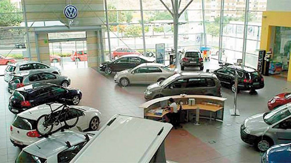 Alfredo Cornejo adelantó que bajará el Impuesto a los Sellos para el patentamiento de autos 0km