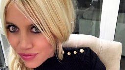 Wanda Nara llevó a la cancha a Isabella con sólo diez días de nacida