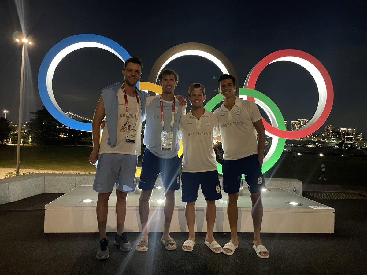 Diego Schwartzman junto a Zeballos, Molteni y Fede Coria.