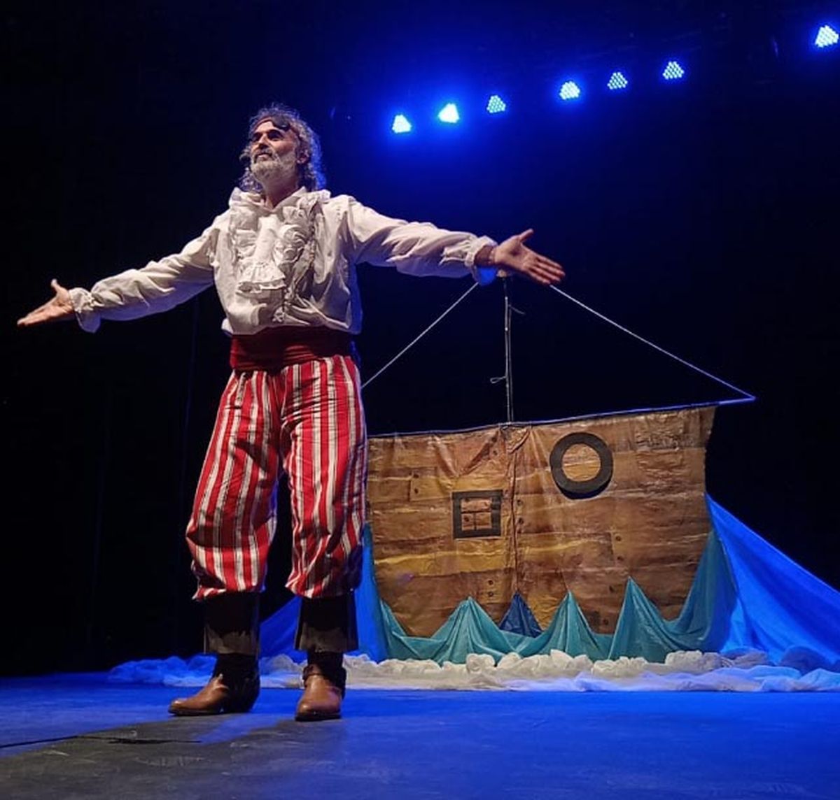 Diferentes elencos se presentarán a lo largo del festival. Diferentes elencos se presentarán a lo largo del festival.