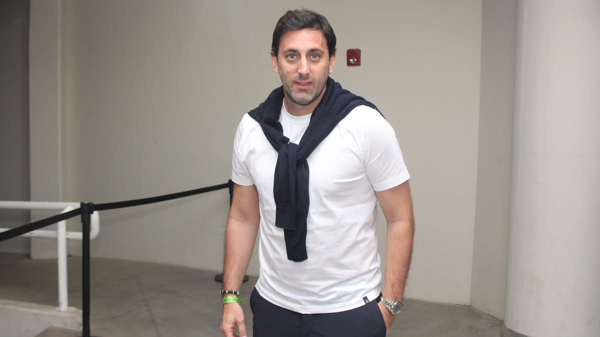Diego Milito dijo presente y causó sensación en el estadio. Diego Milito dijo presente y causó sensación en el estadio.