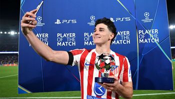 Una gloria del fútbol reveló que Julián Álvarez está cerca de pasar al Barcelona Una gloria del fútbol reveló que Julián Álvarez está cerca de pasar al Barcelona