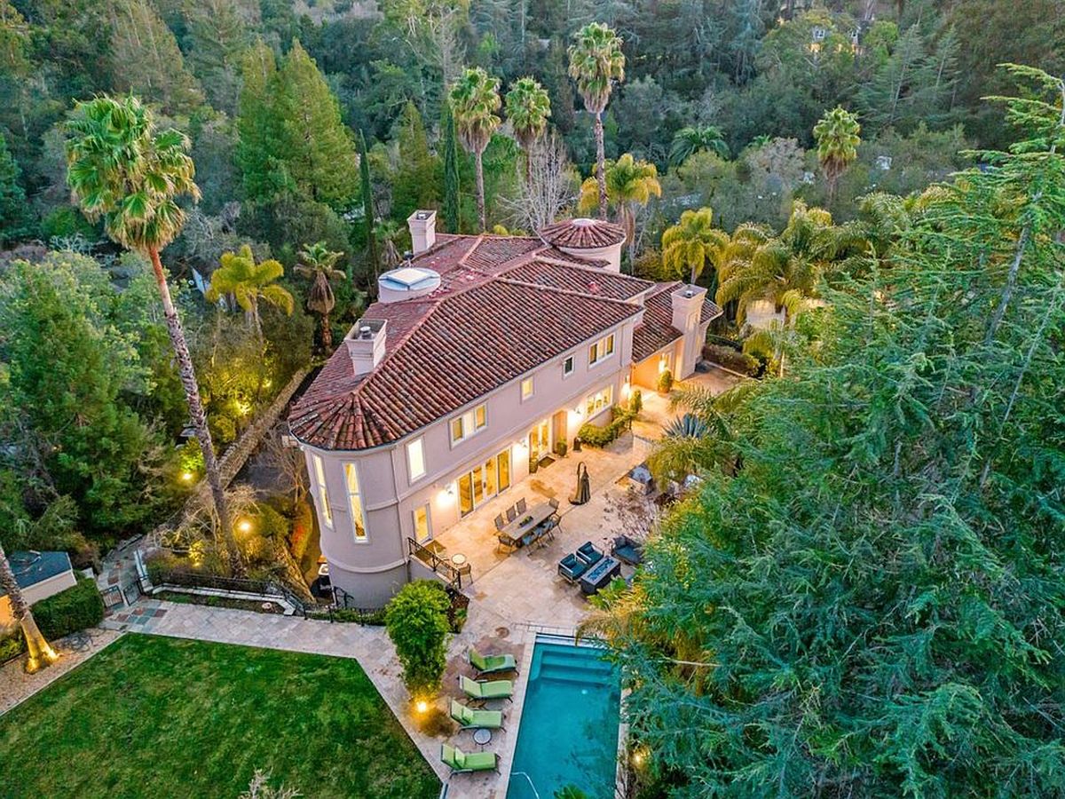 Este pueblo de Estados Unidos tiene mansiones de lujo. Este pueblo de Estados Unidos tiene mansiones de lujo.