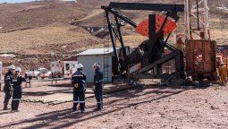 Gracias a un acuerdo entre el Sindicato del Personal Jerárquico y Profesional del Petróleo y Gas Privado de Cuyo e YPF se impulsará más la industria del petróleo y se generarán más de 300 puestos de trabajo en Mendoza.