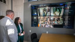 La ministra de Seguridad, Mercedes Rus, junto a Eduardo Orellana, director del Servicio Penitenciario de Mendoza. La ministra de Seguridad, Mercedes Rus, junto a Eduardo Orellana, director del Servicio Penitenciario de Mendoza.