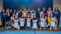 Las Leonas presentaron su nueva camiseta antes del Mundial