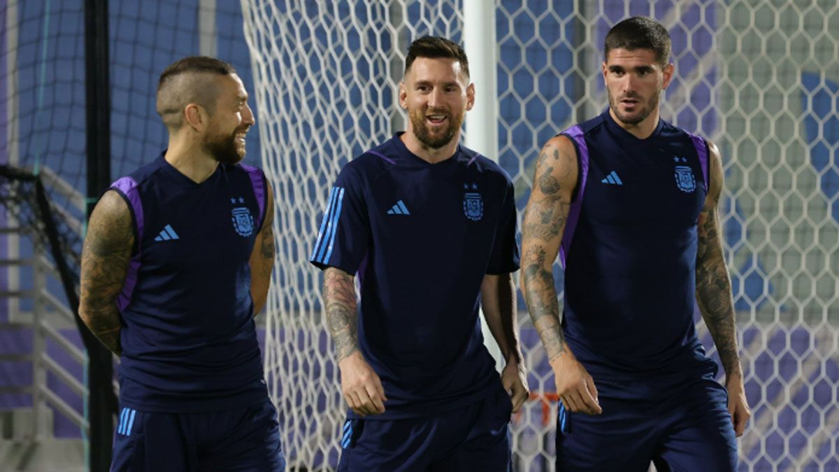 El Papu Gómez, Messi y De Paul serían titulares en la Selección argentina ante Australia por el Mundial Qatar 2022