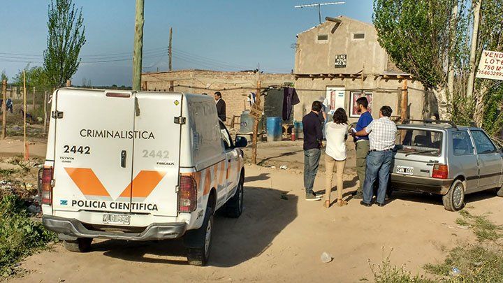 Un hombre asesinó a su hija de 19 años