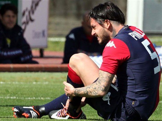 Los jugadores de la Serie A usaron cordones contra la homofobia