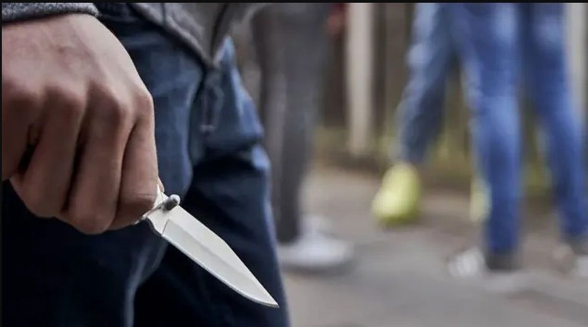 Otro caso de violencia escolar en La Paz: un chico de 13 años fue con un cuchillo a la escuela y dijo que lo llevaba para defenderse. Otro caso de violencia escolar en La Paz: un chico de 13 años fue con un cuchillo a la escuela y dijo que lo llevaba para defenderse.