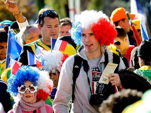 Para los hinchas franceses: Que vayan de fiesta, pero que se cuiden