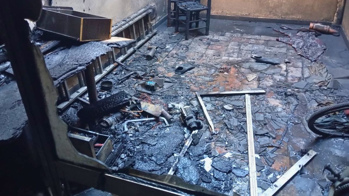 El incendio ocurrió en un departamento. El incendio ocurrió en un departamento.