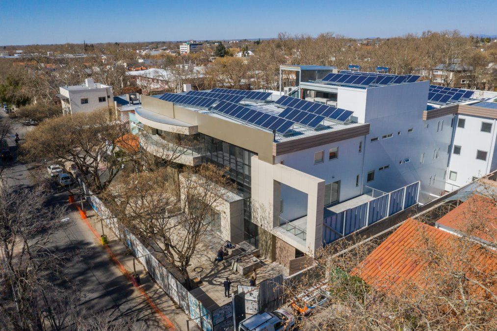 Rodolfo Suarez dijo que el sistema de salud está en una situación crítica