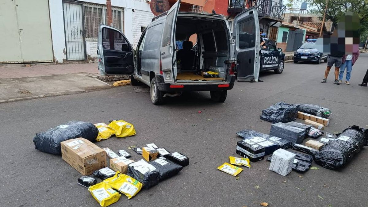 Imagen de una persecución que terminó en Las Heras el martes. Robo, robo agravado y homicidio en ocasión de robo, lo que asoma para ir a la extinción de dominio. Imagen de una persecución que terminó en Las Heras el martes. Robo, robo agravado y homicidio en ocasión de robo, lo que asoma para ir a la extinción de dominio.