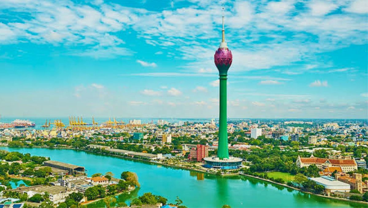 Torre Lotus de Colombo, Sri Lanka. Torre Lotus de Colombo, Sri Lanka.