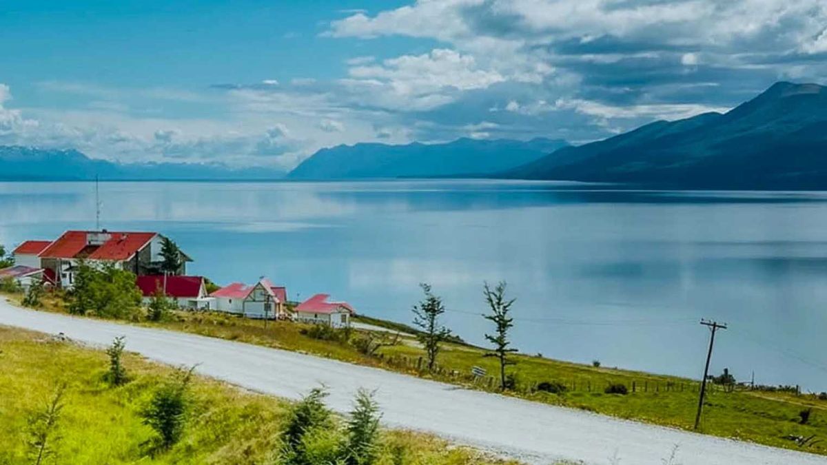 En el Fin del Mundo: una pequeña aldea rodeada de lagos y cascadas, ideal para hacer treeking