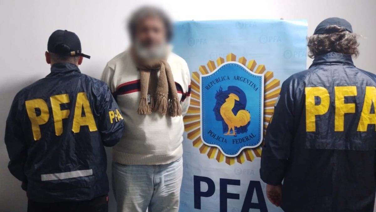 Uno de los siete detenidos de este viernes, acusados de trabajar para células del terrorismo islámico.&nbsp;