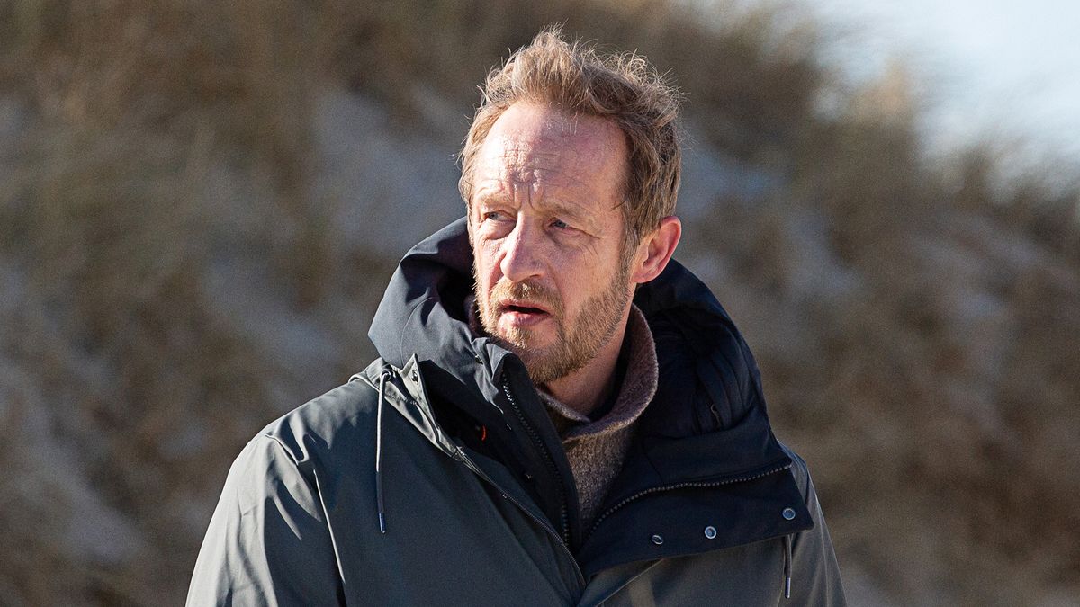  Viktor Larenz es interpretado por Stephan Kampwirth. Imagen: Prime Video Viktor Larenz es interpretado por Stephan Kampwirth. Imagen: Prime Video