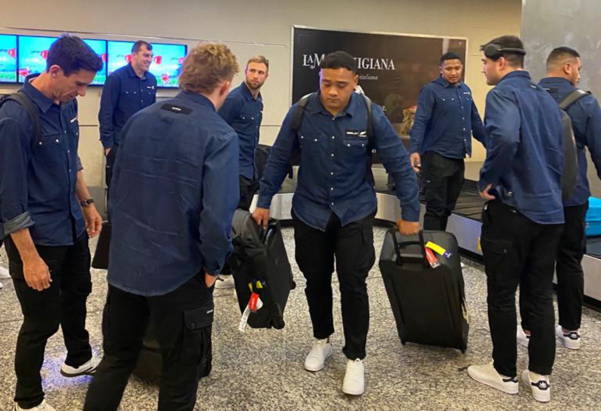 Los All Blacks llegaron pasadas las 21 para jugar el sábado con Los Pumas por el Rugby Championship Los All Blacks llegaron pasadas las 21 para jugar el sábado con Los Pumas por el Rugby Championship