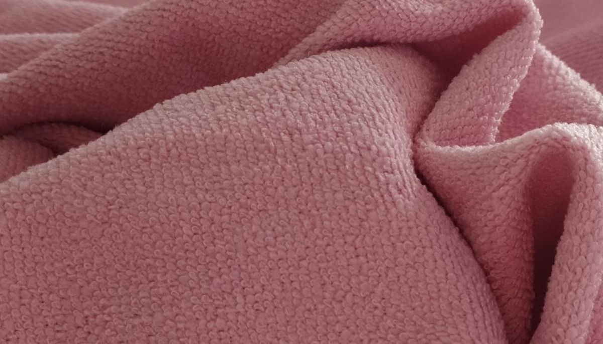 Las toallas de microfibra son más cuidadosas para el pelo. Pixabay Las toallas de microfibra son más cuidadosas para el pelo. Pixabay