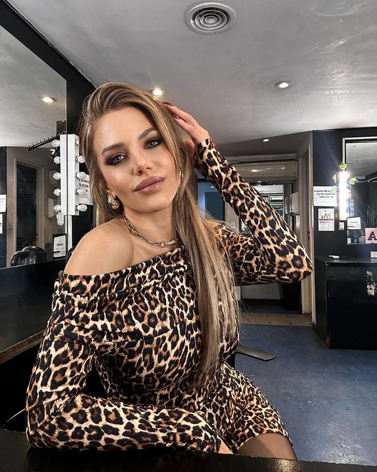 Evangelina Anderson es la reina indiscutida del animal print: ceñido, con transparencias y más. Evangelina Anderson es la reina indiscutida del animal print: ceñido, con transparencias y más.