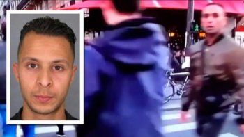 Así caminaba Salah Abdeslam frente a uno de los objetivos de ISIS antes de los ataques