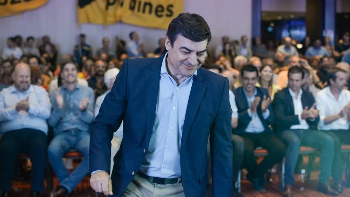 Omar De Marchi navega aguas agitadas por estos días.