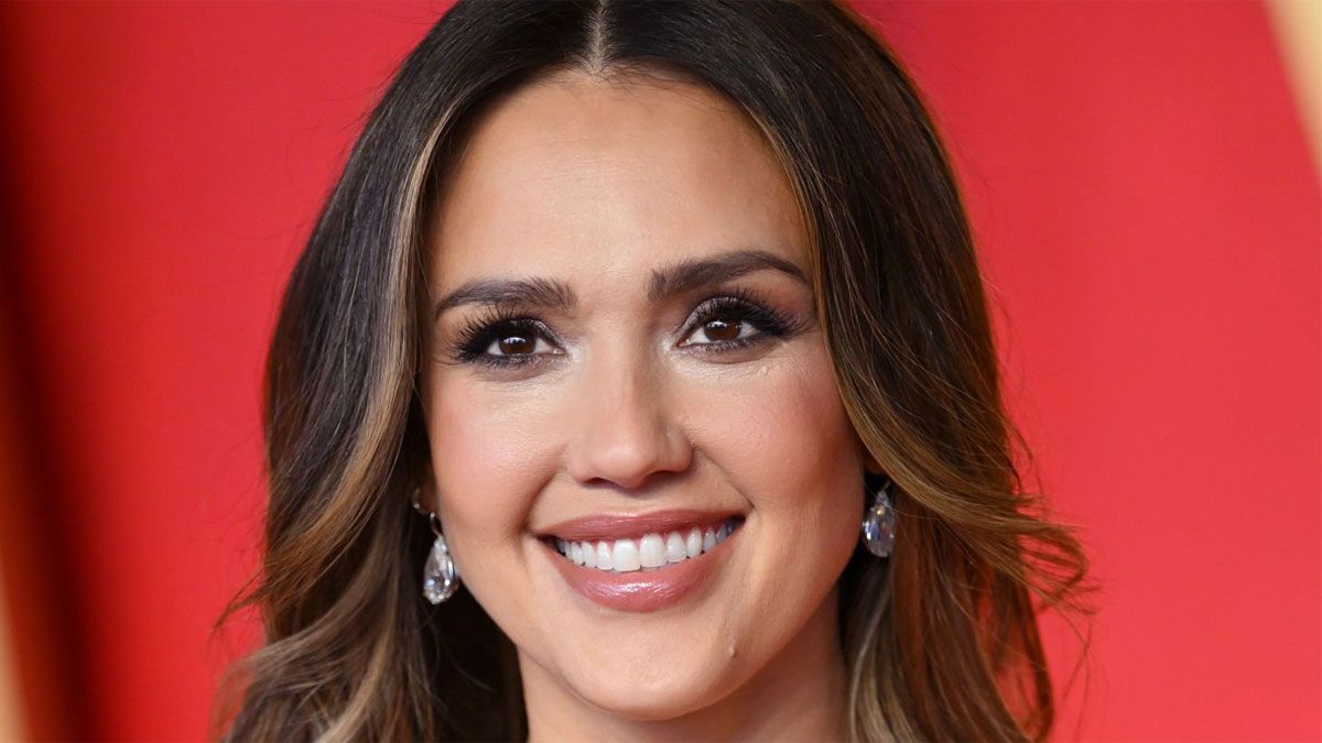 De qué trata la película Navidad en El Camino de Jessica Alba