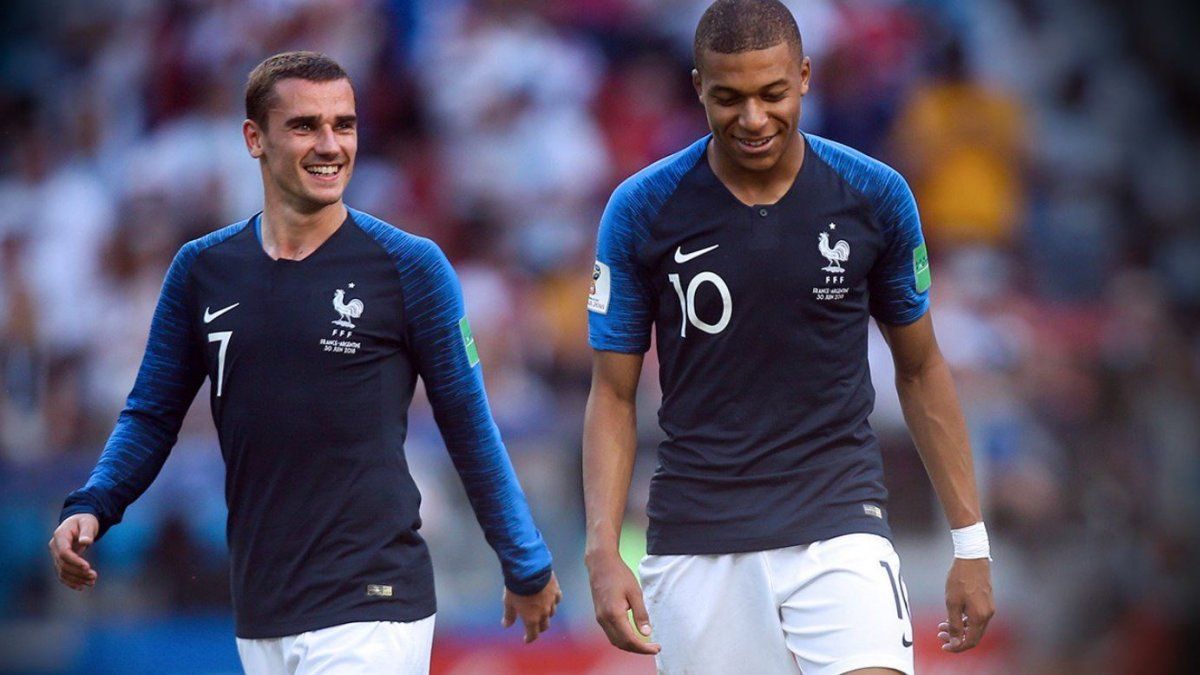 ¡Juega Mbappé!