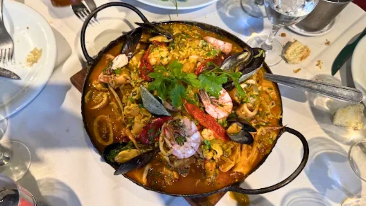 La paella también se da bien en este bodegón. La paella también se da bien en este bodegón.