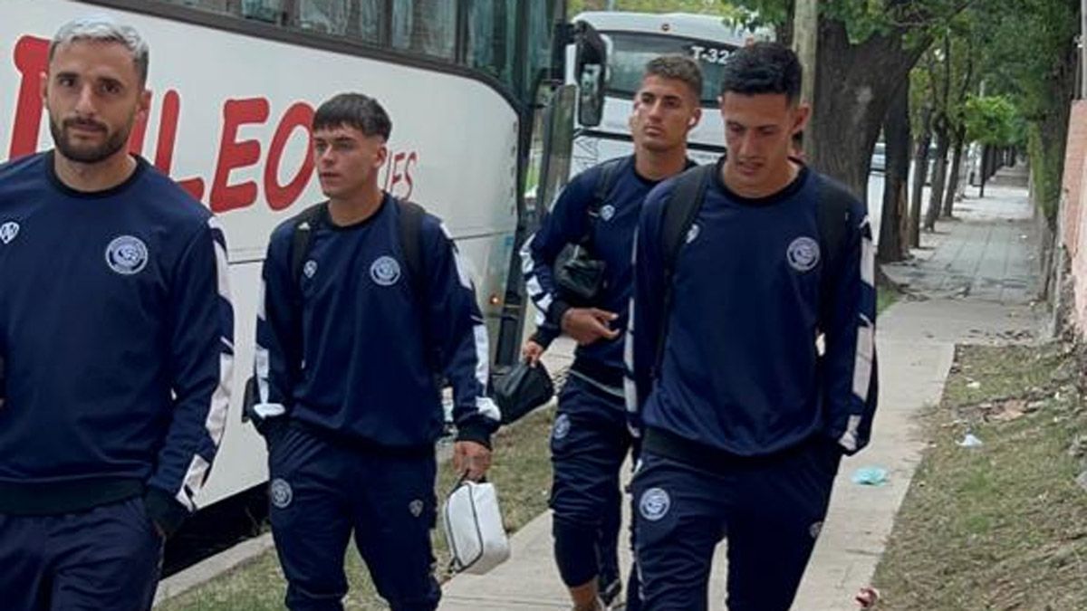 Primera Nacional: Independiente Rivadavia igualó 1-1 con Ferro Carril Oeste  y no se pudo subir a la cima