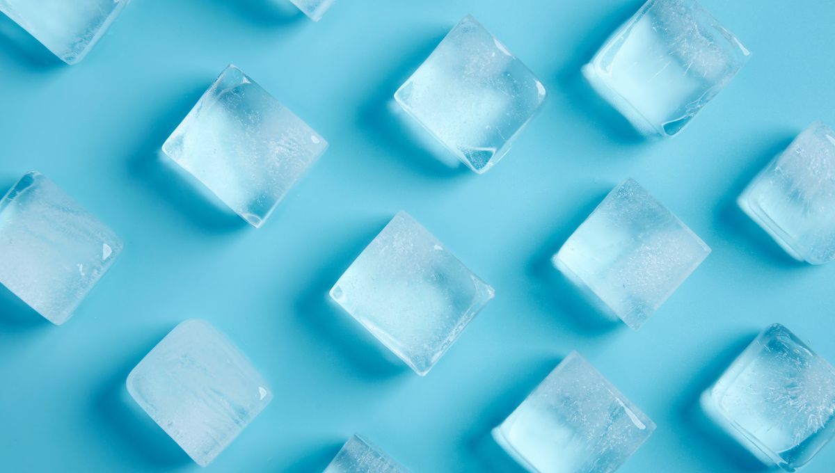 Se recomienda colocar un hielo en el punto Feng Fu al menos 20 minutos por día. Se recomienda colocar un hielo en el punto Feng Fu al menos 20 minutos por día.