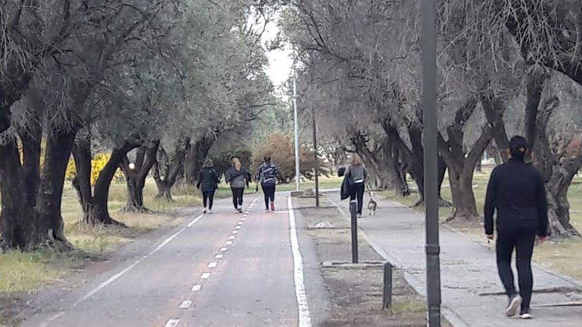 Pronóstico del tiempo. El buen clima continuará y recién las máximas bajarían el fin de semana.