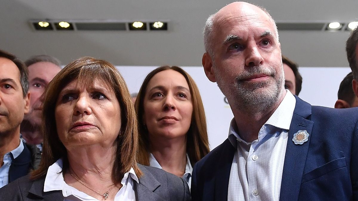 En primer plano, Patricia Bullrich y Horacio Rodríguez Larreta, presidenciables del PRO.