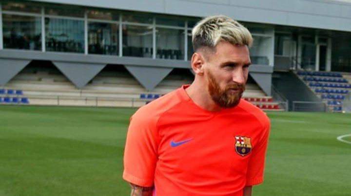 Messi hizo trabajo de campo por primera vez desde su lesión