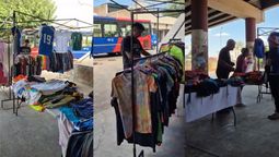 Movimiento constante en los locales donde se venden las prendas de los fardos de ropa importados de Estados Unidos.