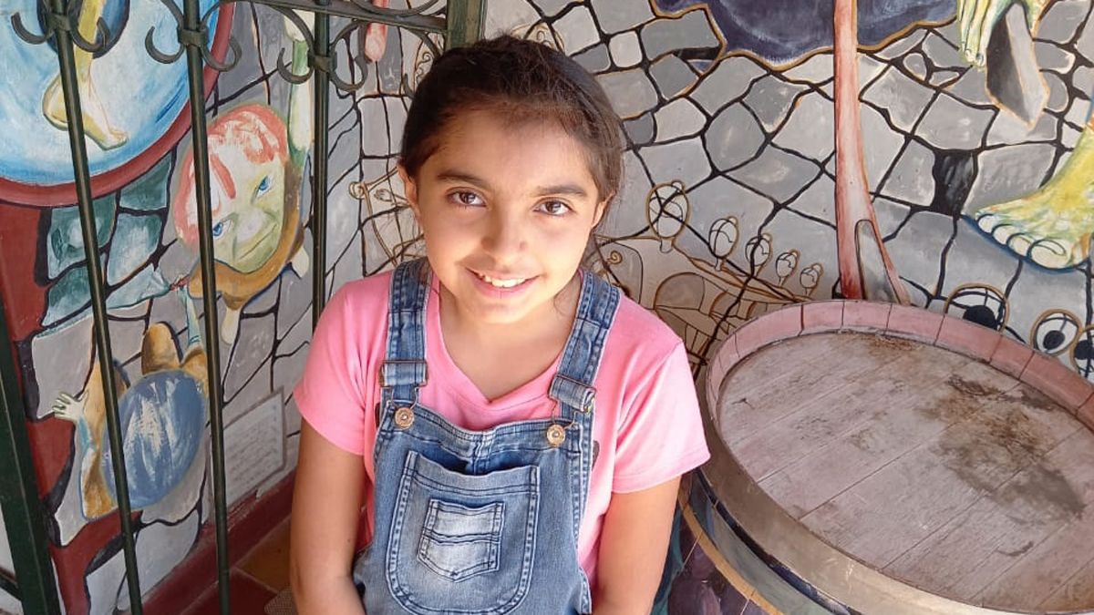 Isabella Milagros Pereyra tiene 11 años y es de Maipú. Ama el deporte, sobre todo el patinaje artístico.