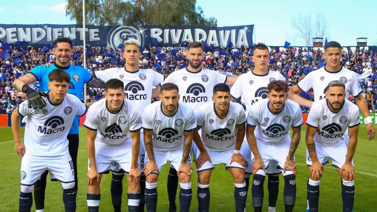 Primera Nacional: Independiente Rivadavia igualó 1-1 con Ferro Carril Oeste  y no se pudo subir a la cima