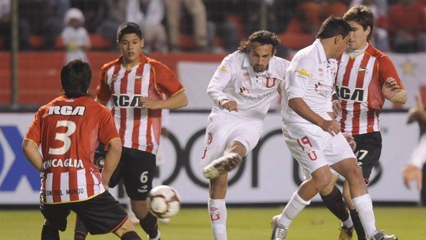 Estudiantes le reclamará a la Conmebol la Recopa 2010