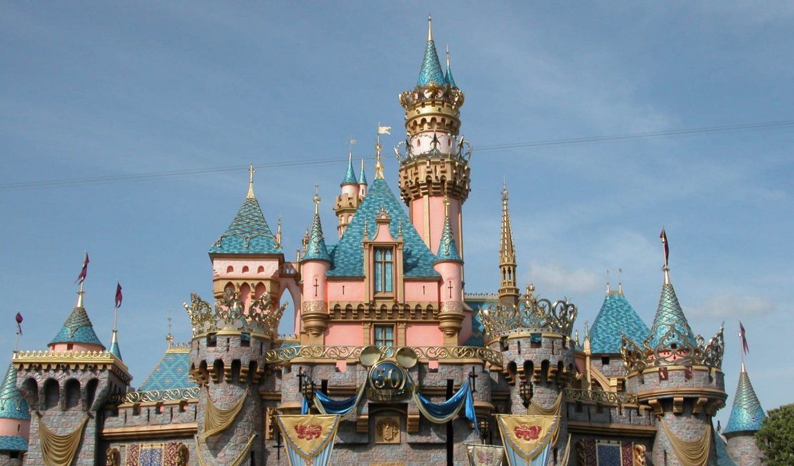 Cenizas de personas fallecidas son esparcidas en Disney World