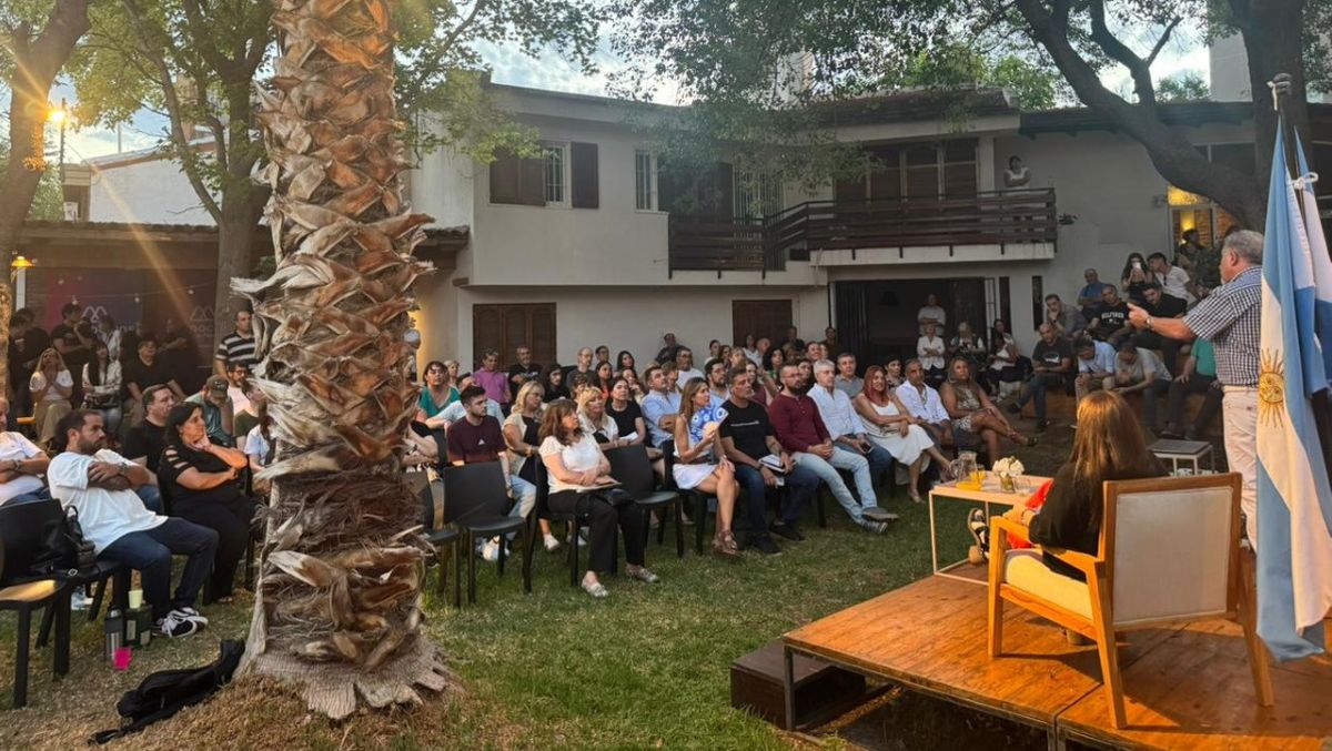 La reunión donde se oficializó la presidencia de Valeria Rómoli, una persona de máxima confianza para Luis Petri.