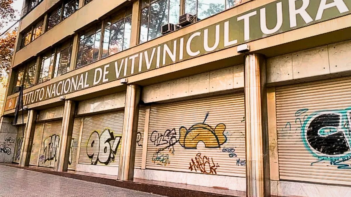 Nación volvió a foja cero y anuló la transformación del INV