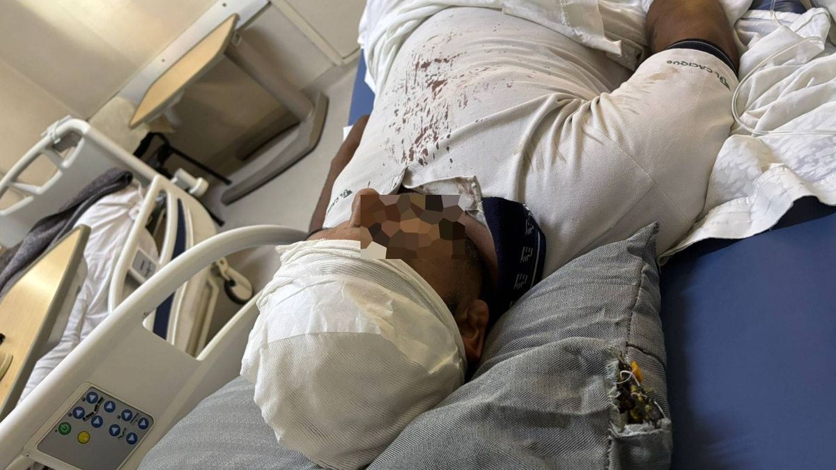 El chofer de micros relató que le dispararon dos veces pero la bala no salió. Quedó internado en el hospital Privado. El chofer de micros relató que le dispararon dos veces pero la bala no salió. Quedó internado en el hospital Privado.