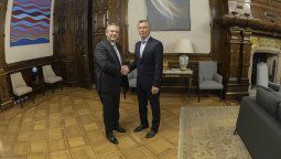 Macri y Fernández estarán juntos dos días antes del cambio de gobierno