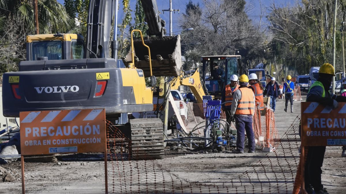 Irrigación admitió el recurso de AYSAM por la multa de $120 millones. Irrigación admitió el recurso de AYSAM por la multa de $120 millones.