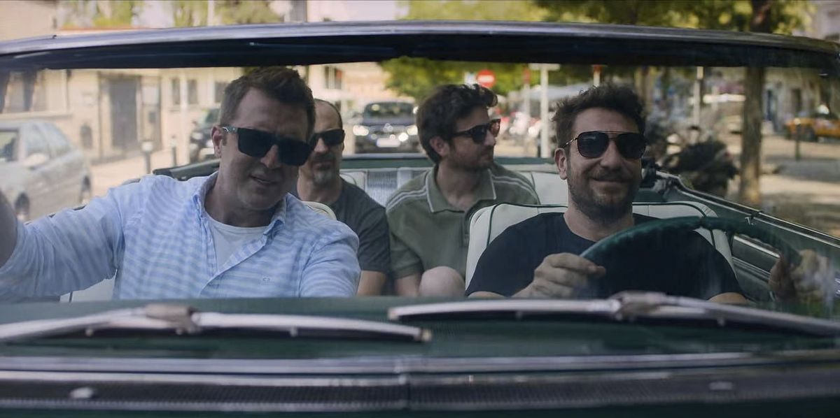 "Machos alfa" es una miniserie que se ríe del machismo a lo largo de sus 10 episodios. "Machos alfa" es una miniserie que se ríe del machismo a lo largo de sus 10 episodios.