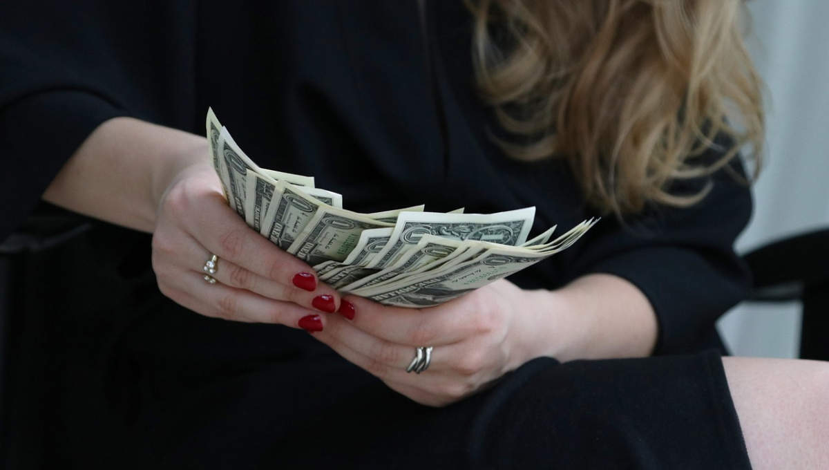 Un grupo de beneficiarios recibirá 1751 dólares en Texas