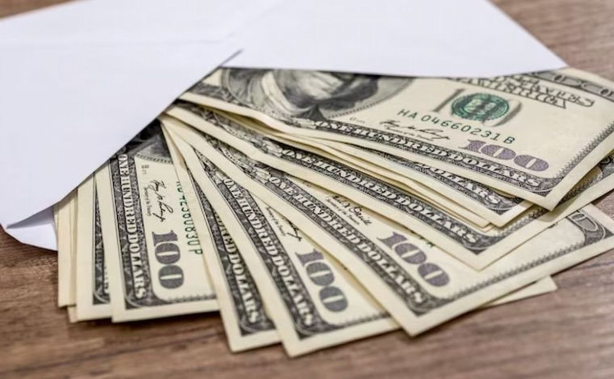 Este lunes se mantuvieron las cotizaciones del dólar blue en Mendoza. Este lunes se mantuvieron las cotizaciones del dólar blue en Mendoza.